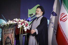عمره عقب نیفتد!

