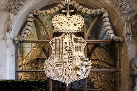 کلیسای استخوان ! +عکس
