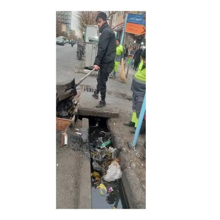 اجرای طرح ویژه لایروبی قنوات در نواحی ششگانه