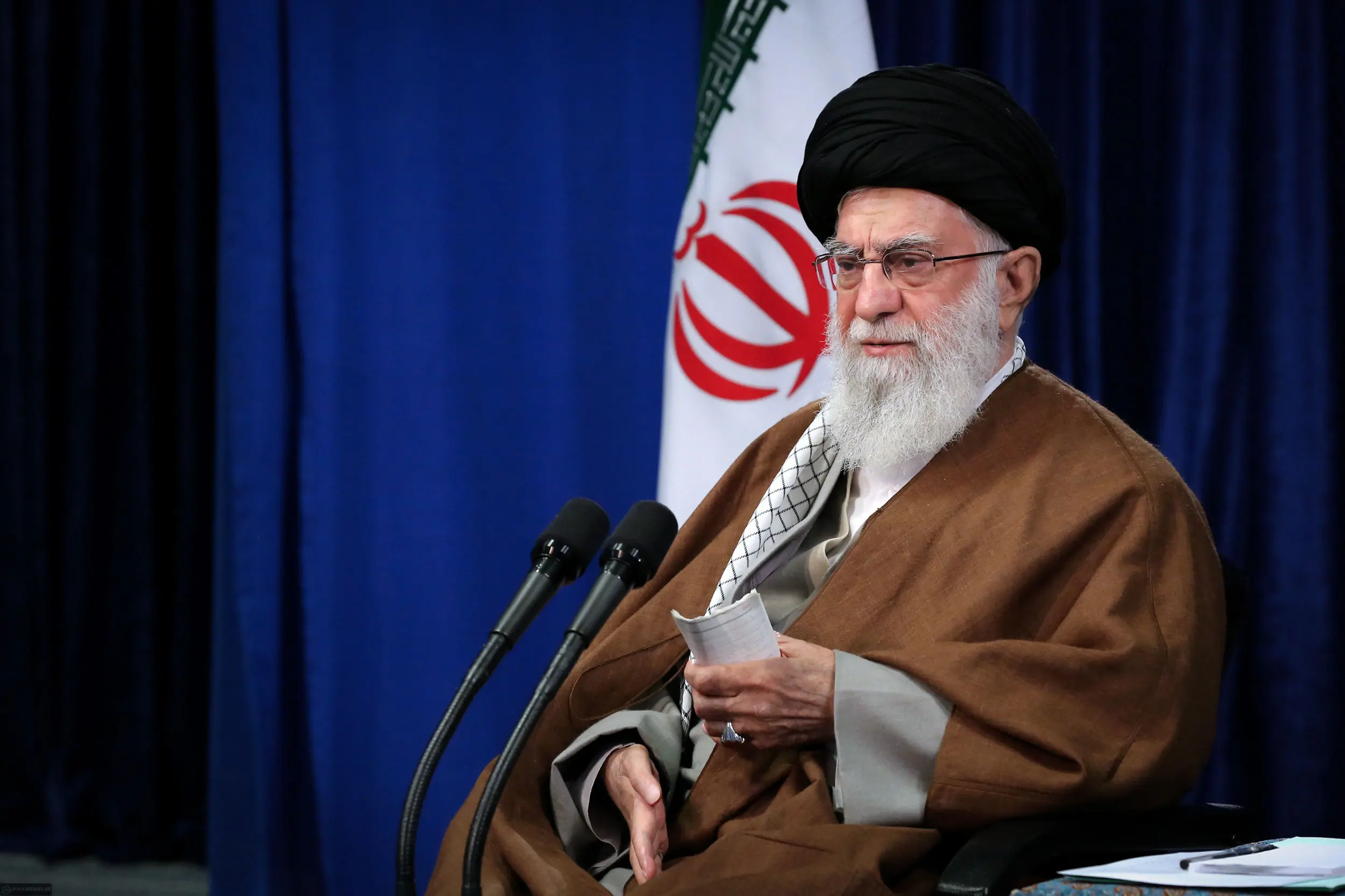 حقوق طبیعی نیروی کار باید رعایت شود