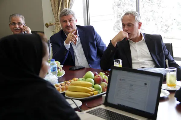 نشست همکاری مشترک بیمه ملت با شرکت خدمات گردشگری Care Concept