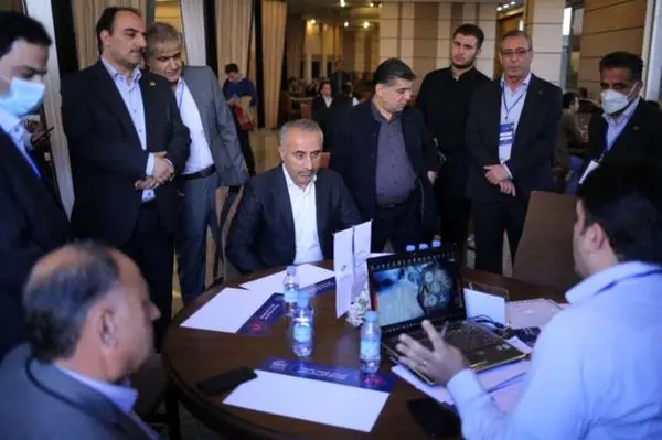 دیدار بی واسطه ی مدیرعامل شرکت پتروشیمی بندرامام با شرکت‌های دانش‌بنیان