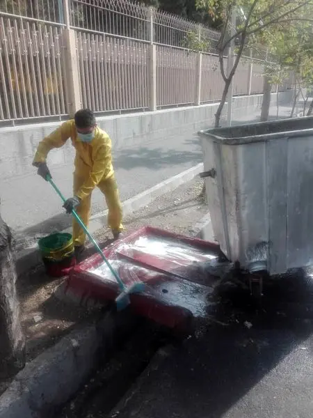 شستشو و گندزدایی بیش از 4900  مخزن زباله در شمال شرق تهران
