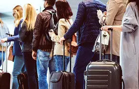 چند نفر در جهان سفر کردند؟