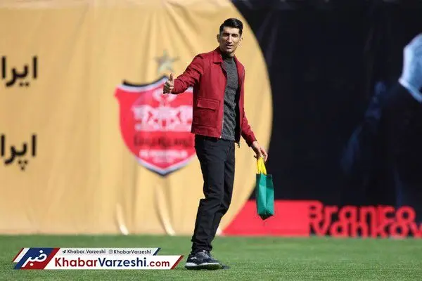 لباس رسمی پرسپولیس برای سفر به ژاپن + عکس