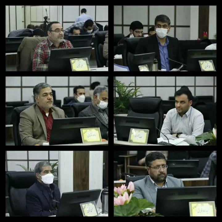اعضای شورای اسلامی شهر اراک در سی اومین جلسه صحن علنی

