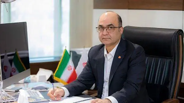 پیام تسلیت مدیر عامل بانک کارآفرین در پی درگذشت مرحوم دولت آبادی

