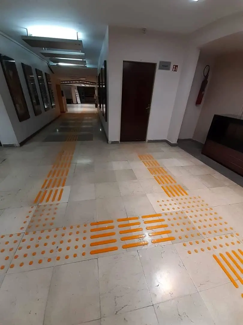 مناسب سازی 19 فضای شهری  برای استفاده  افراد دارای معلولیت در منطقه 22

