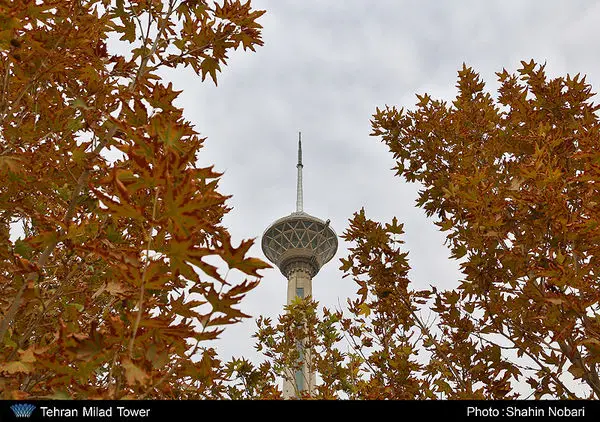 برج میلاد نیمه آبان ماه تعطیل است

