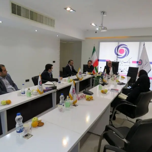 برگزاری جلسه ماهانه روسای شعب بانک ایران زمین استان های کرمان و هرمزگان