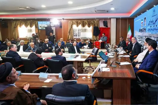 انعقاد تفاهم نامه مجتمع تولید شیشه در گچساران با مشارکت مؤثر بانک سپه‌