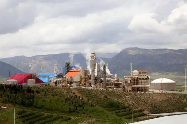 پیاده‌سازی استانداردهای بین‌المللی مدیریت کیفیت، محیط زیست و ایمنی و بهداشت شغلی در پتروشیمی لردگان

