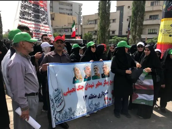 پردیس فرهنگی منطقه۱۳ در مراسم تشییع شهدای اقتدار برپا شد