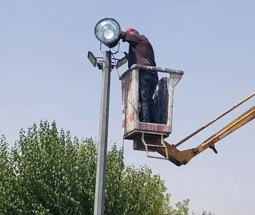 ساماندهی روشنایی بوستان ها و فضاهای بی دفاع شهری منطقه۲ 

