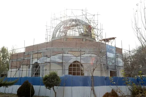 پیشرفت 75 درصدی احداث یادمان شهید گمنام در منطقه 19با اجرای سنگ نما و کاشی کاری