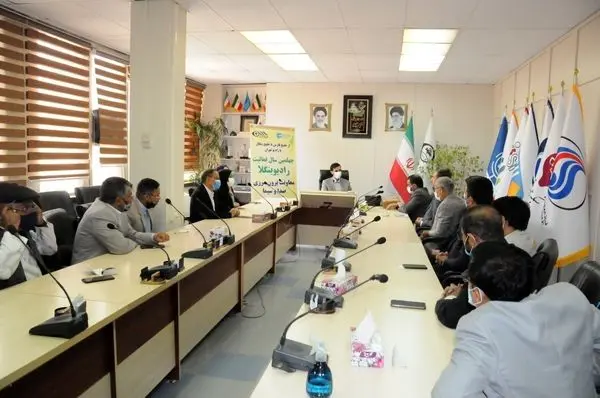 لزوم بهره گیری و حرکت به سمت استفاده از فضاهای رسانه ای جدید