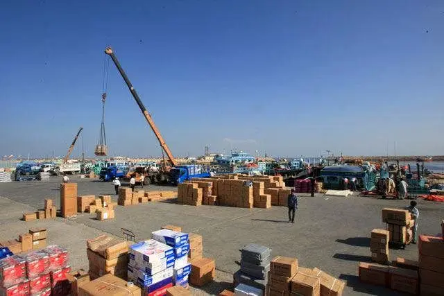 
اقتصاد ایران روباه می‌خواهد یا خارپشت؟
