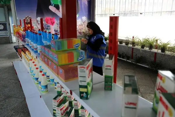 اجرای طرح گلماند در هایپر مارکت پسماند خشک منطقه 19