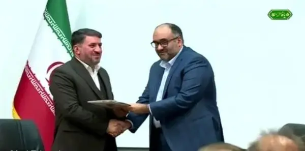 امضاء تفاهم نامه سند آمایش سرزمینی و طرح تحولی یزد نوین بین استانداری یزد و شرکت سنگ آهن مرکزی