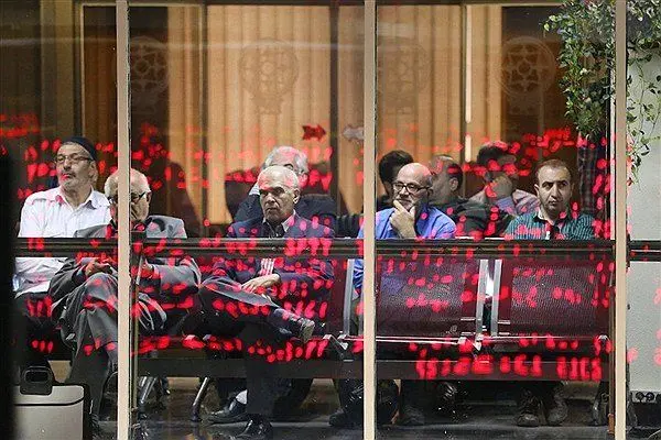 
بورس در محاصره بازار پول و نوسانات نرخ ارز
