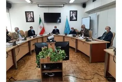 دکتر عبدالملکی توجه ویژهای به دغدغههای بازنشستگان، حوزه کار و تولید دارد