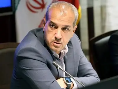 پخش آسفالت مناطق و معابر بزرگراهی باید از لحاظ کمی و کیفی در شأن شهروندان باشد