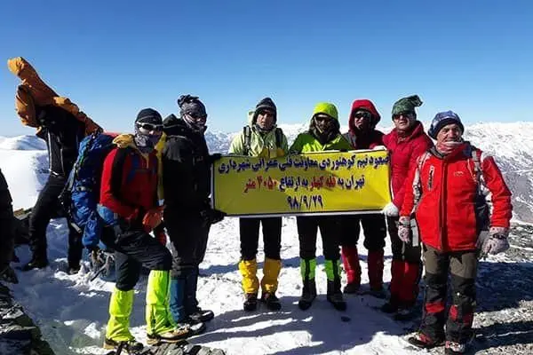 صعود تیم کوهنوردی معاونت فنی و عمرانی به 4 قله مرتفع

