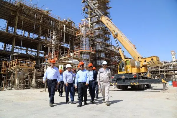 بازدید مدیرعامل پتروشیمی بندرامام از پروژه پالایشگاه گاز یادآوران