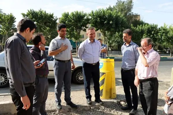 بازدید شهردار منطقه از روند تکمیل  پروژه های عمرانی