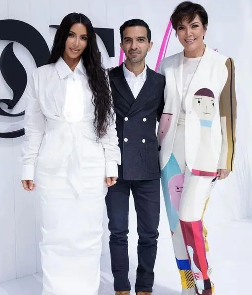 لباس های عجیب و خاص کیم کارداشیان و مادرش! +عکس