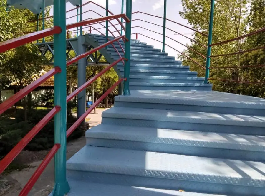 بوستان ساحلی دارآباد رنگ و نور گرفت

