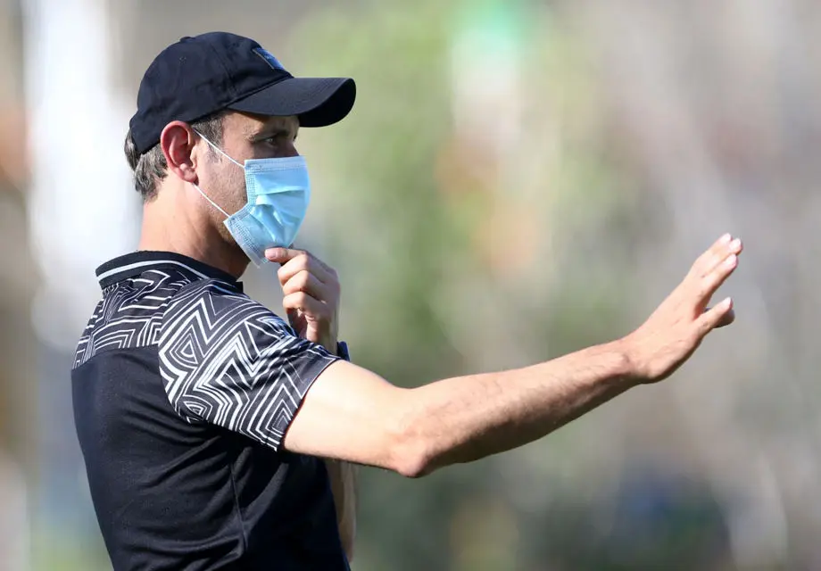 جریمه نقدی و دو جلسه محرومیت برای یحیی گل محمدی