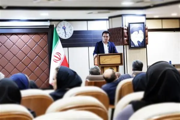 جامعه پزشکان خدمات ارزندهای را به بیمه دانا ارائه کردهاند