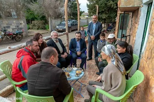 دیدار همسر بشار اسد با مردم شهر حمص+ تصاویر