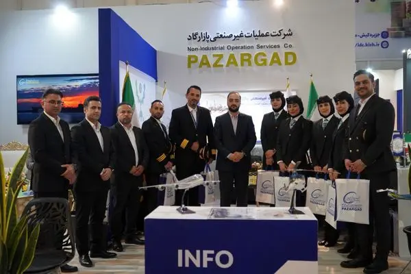 تجلیل از کادر صنعت هوانوردی در ارابه خدمات به صنعت پتروشیمی