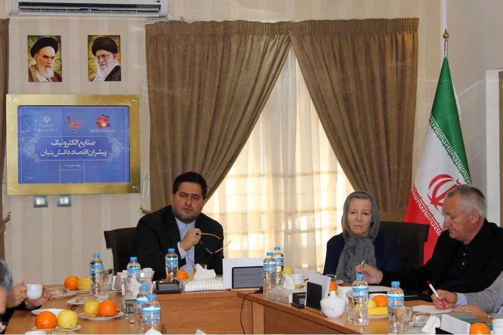 تشکیل کارگروه مشترک همکاری بین صندوق حمایت از صنایع الکترونیک و موسسه AIT اتریش