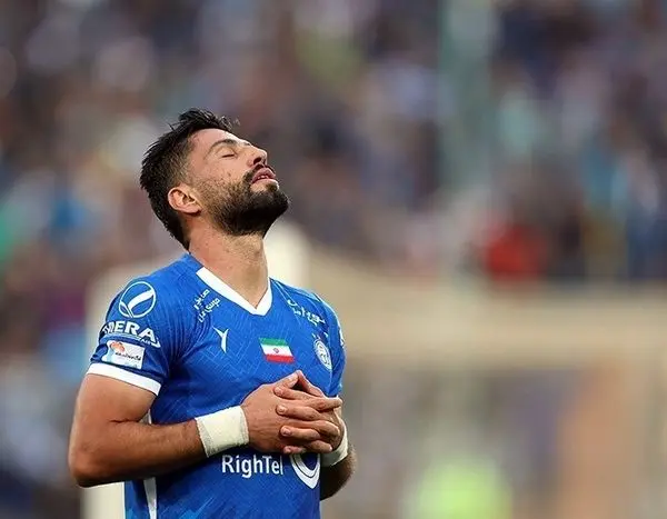 شکایت ایمان سلیمی از استقلال