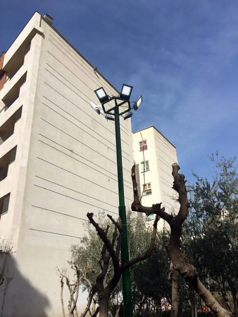 روشنایی در بوستان های منطقه 3 افزایش یافت

