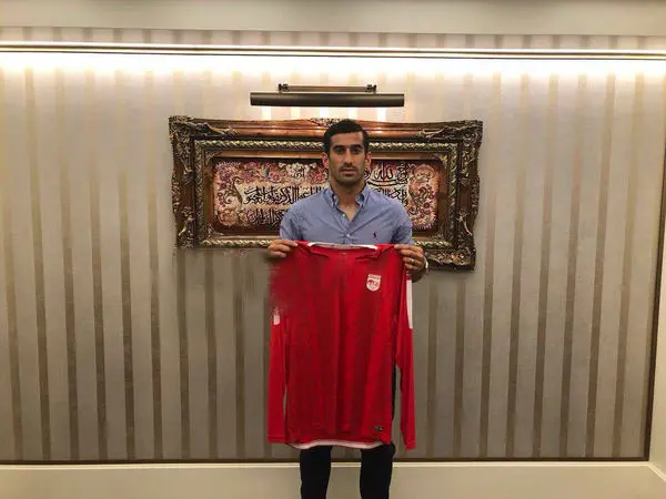 احسان حاج صفی به تراکتورسازی پیوست