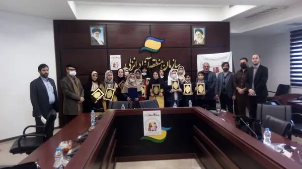 تقدیر از نفرات برتر پویش حاج قاسم فردا منطقه آزاد انزلی