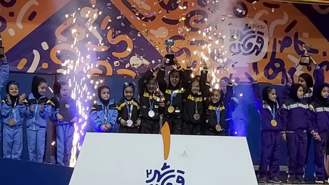 بانوان منطقه 19 موفق به کسب مقام سوم مسابقات قهرمان شهر ۲ در بین مناطق 22 گانه شدند

