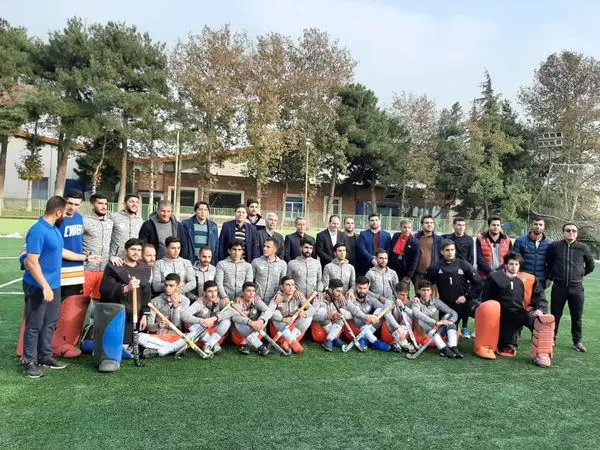 ملی پوشان امید کشورمان امشب عازم عمان می شوند