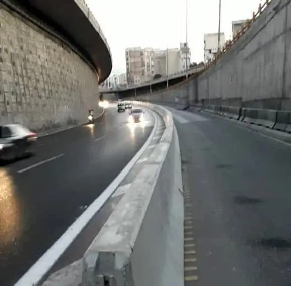  ایمن‌سازی بزرگراه امام علی(ع) در زیر گذر شهید محلاتی 