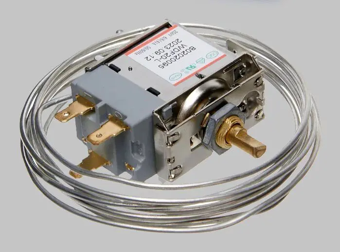 دلایل و علائم خرابی ترموستات یخچال