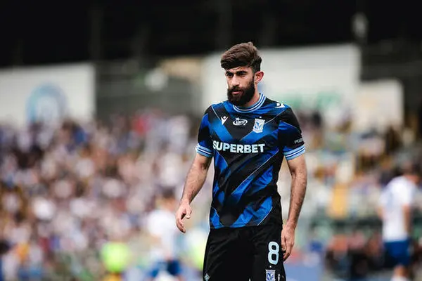 حساسیت قلی زاده به پیشنهاد تیم‌های ایرانی 