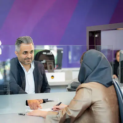 جلوه تازه‌ای از وفاداری مشتریان به بانک اقتصادنوین در دوران جنگ

