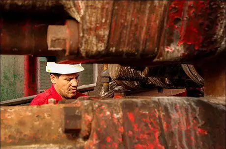 افزایش ۱۵۰ هزار بشکهای تولید نفت ایران