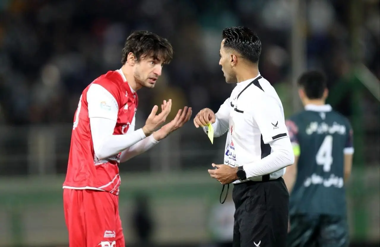 محرومیت داور ذوب آهن - پرسپولیس 