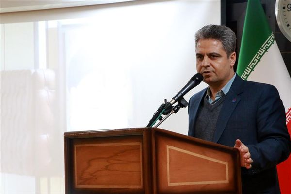 بازار بیمه باید رهبر داشته باشد
