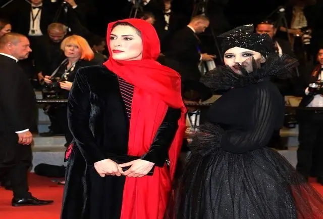 پوشش عجیب و ترسناک خانم بازیگر در جشنواره کن+عکس